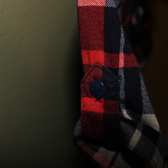 🦋 Red, White, & Blue Cute Short Sleeve Flannel - Picture 7 of 8